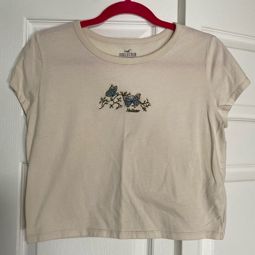 Hollister tee